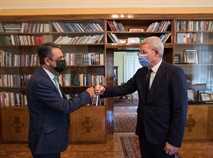 Picture 7