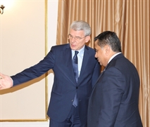 Picture 3